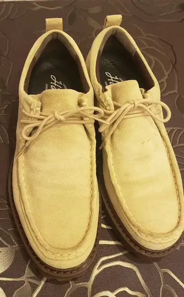 Hawkins 베이지 모카신