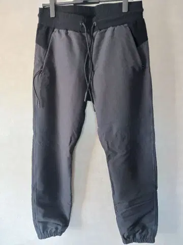 [ 미사용 새상품 ] ONE GRAVITY 2way 스트레치 플리스 팬츠