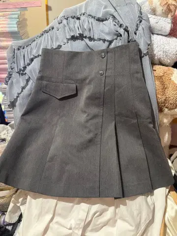 SNIDEL 그레이 플리츠 스커트