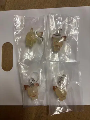 포켓피스 메지루시 가챠 마스코트 피츄 피카츄