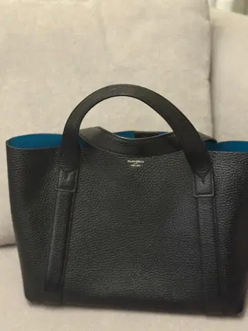 PELLE MORBIDA 블랙 가죽 토트백