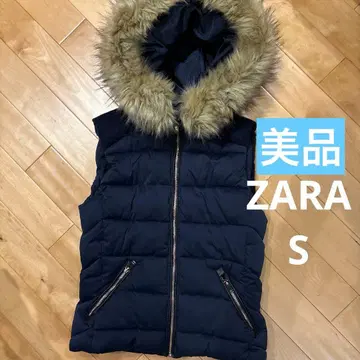 [ 새상품급 ] ZARA 다운 베스트 후드 퍼 포함 네이비 S 자라 다운