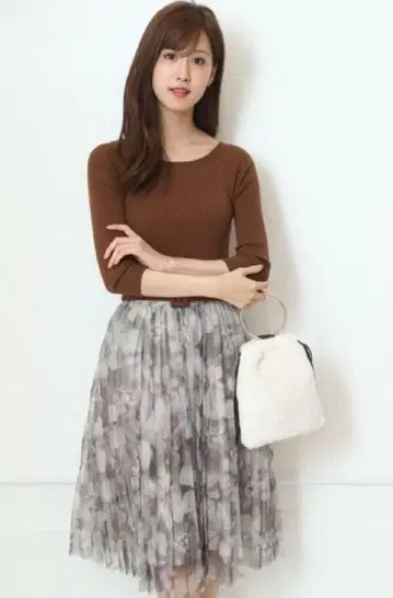 리랜드트루 그라데튤 플리츠 도킹 원피스