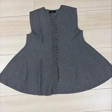 그린 라벨 릴랙싱 그레이 플레어 베스트