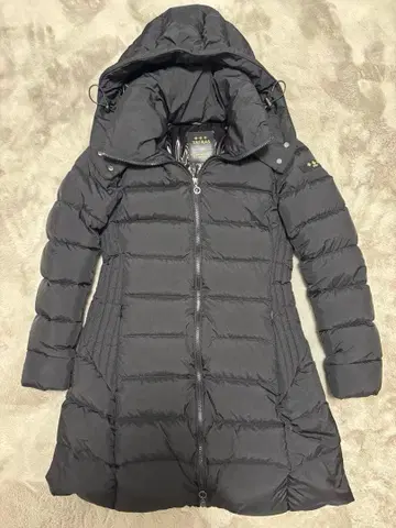 타트라스 폴리테아 다운 자켓 롱 02 블랙