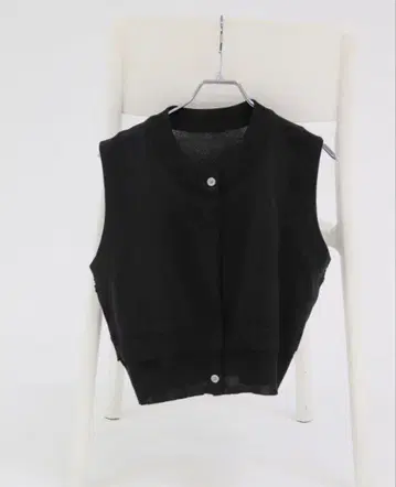 lit:Hem Layered Knit Vest