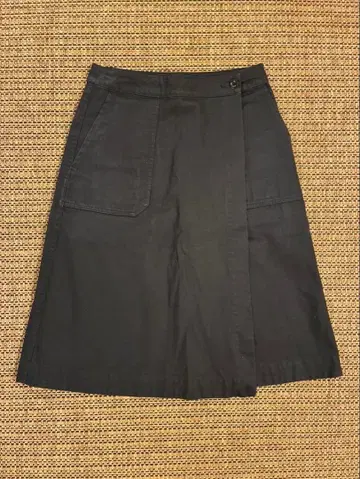 MHL. 블랙 스커트 사이즈 II