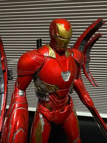 어모도 아이언맨 마크50 1/9 스케일 프라모델