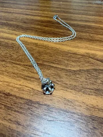 실버 크라운 펜던트 목걸이