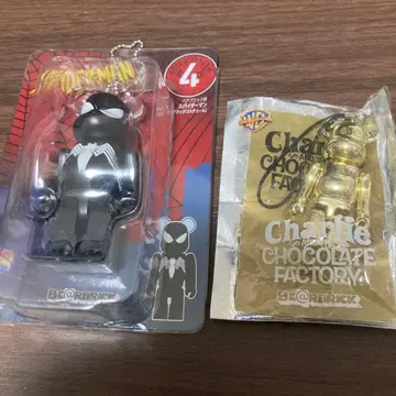 BE@RBRICK 피규어 세트