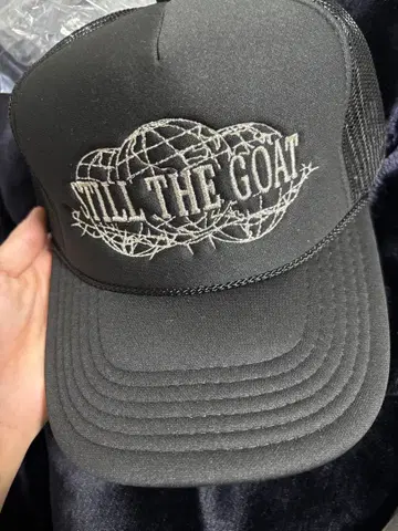 히라모토 렌 착용 STILL THE GOAT 블랙 캡