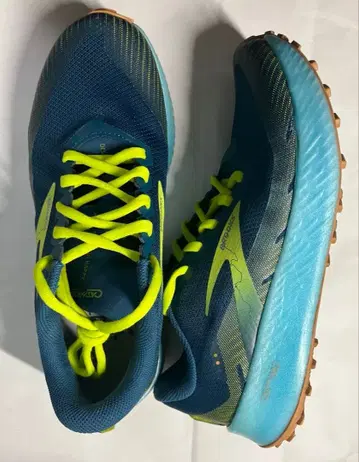 Brooks Catamount / 브룩스 카타마운트