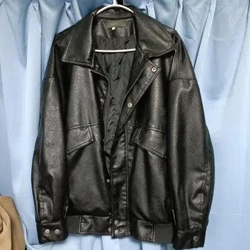 CLEL 블랙 가죽 자켓 S