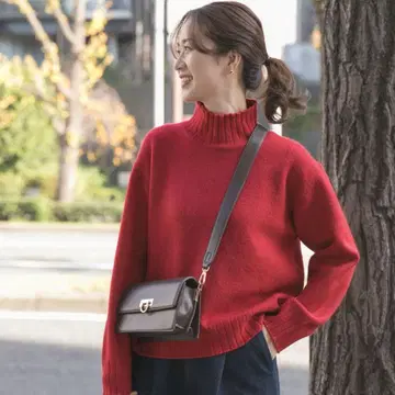 [새상품급] 어반 리서치 도어스 터틀넥 니트