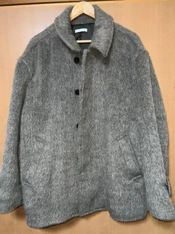 그레이 울 코트 버튼 포함