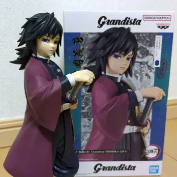 귀멸의 칼날 토미오카 기유 피규어