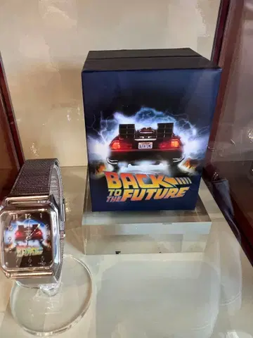 USJ 한정판 백 투 더 퓨처 손목시계 워치