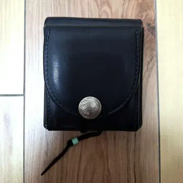 고로즈 이단 접이식 지갑 블랙