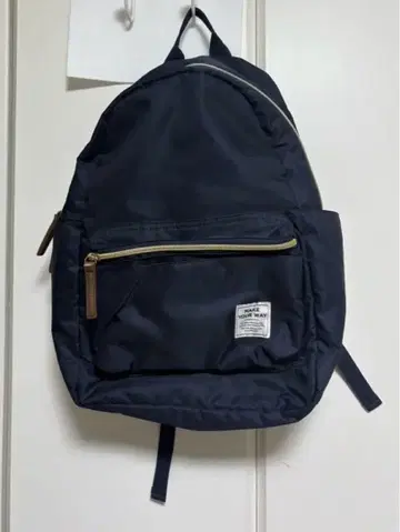 네이비 백팩