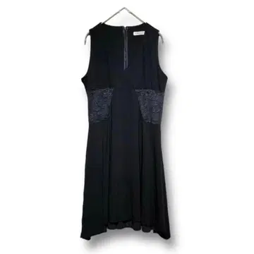 언클라인 [9] 슬리브리스 원피스 플레어 꽃무늬 레이스 비침 블랙