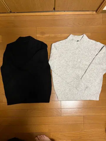 UNIQLO 모크넥 니트 스웨터 2세트