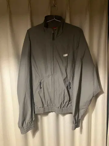order medium track jacket nylon l.gray