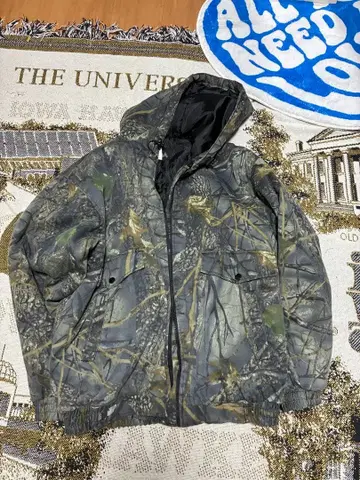 WFS 카모 패턴 후드 부착 자켓