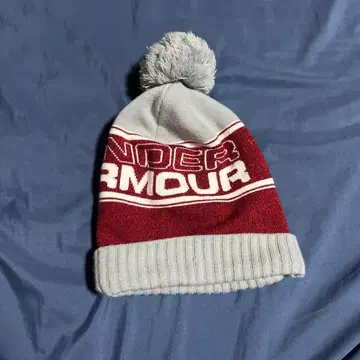 UNDER ARMOUR 폼폼 포함 니트 모자