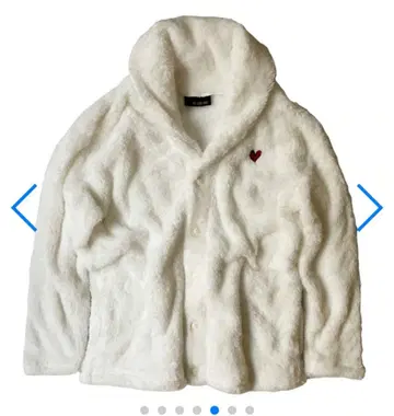 [새상품급] SWEET YEARS 플리스 자켓 화이트 XXL