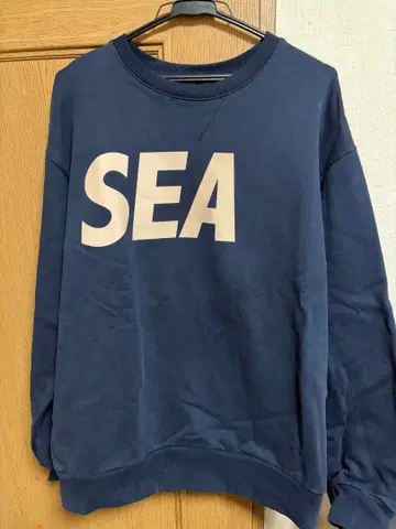 WIND AND SEA 네이비 맨투맨 M