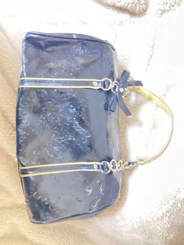 네이비 합성 피혁 토트백