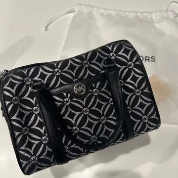 [ MICHAEL KORS ] 마이클코어스 숄더백