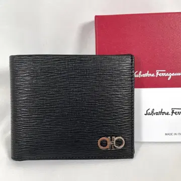 미사용에 가까운 FERRAGAMO 페라가모 접이식 지갑 간치니 박스 포함