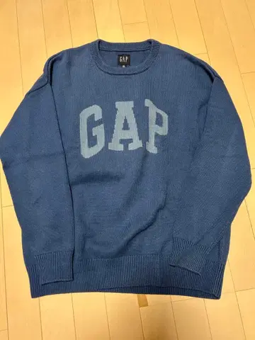 GAP 크루넥 스웨터
