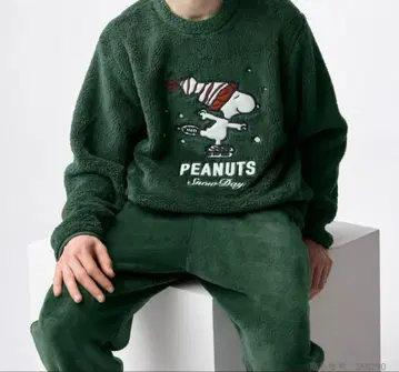 GU 마쉬멜로우 필 라운지 세트 스누피 M