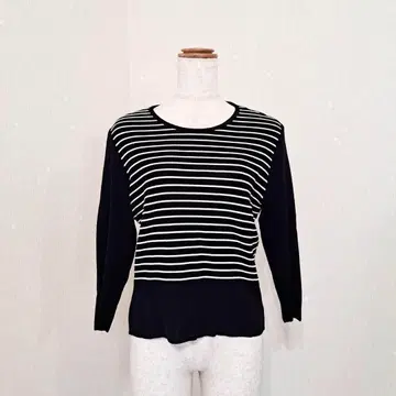 밀라 쇤 7부 소매 풀오버 니트 보더 블랙 계열 심플 M~L