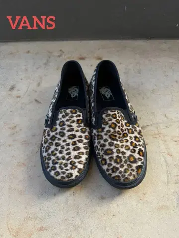 VANS 레오파드 무늬 슬립온