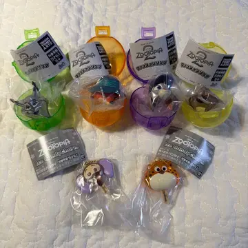 주토피아2 패션 반지 4개 & 아이스 캔디 참 2개 세트