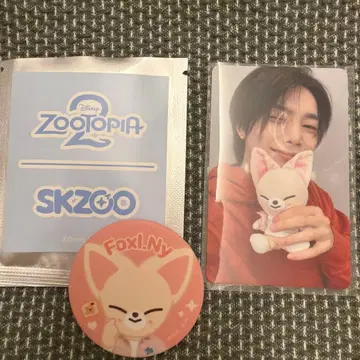 주토피아 2 SKZOO 캔뱃지+트레이딩 카드 아이엔