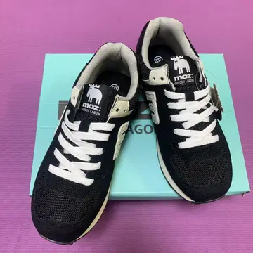 가격 인하 MOZ 배색 경량 스니커즈