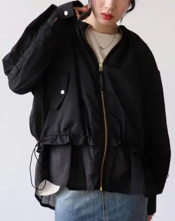 새상품급 쓰리포타임 시어헴 노카라 블루종 M