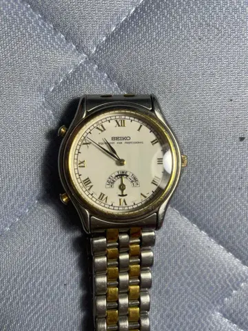 SEIKO 쿼츠 손목시계 실버/골드