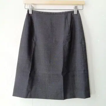 새상품급 iCB (7) 타이트 스커트 사다리꼴 블랙 계열 무지