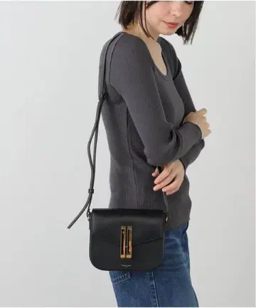 DEMELLIER (데멜리에르) 더 스몰 밴쿠버