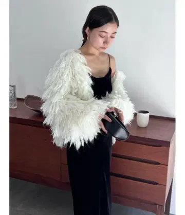 새상품급 SNIDEL 볼륨 프린지 가디건 화이트 프린지