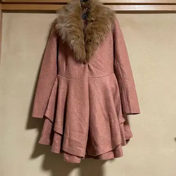 BCBGMAXAZRIA 코트 옷깃 퍼 탈부착 가능