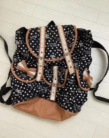 도트 무늬 리본 백팩