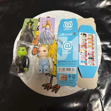 BE@RBRICK 51 CUTE 베어브릭 큐트 Wicked 위키드