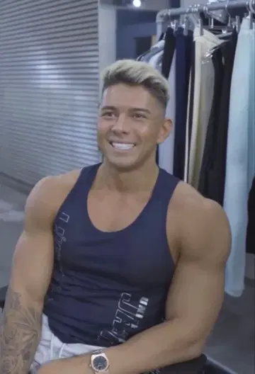 새상품급 LYFT 리프트 메쉬 탱크탑 네이비 M 에드워드 카토 착용