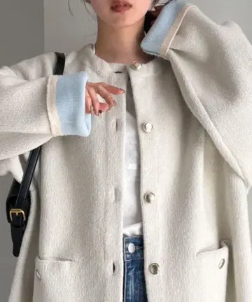 골드 버튼 배색 니트 자켓 가디건